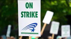 people-rallying-carrying-on-strike-signage-1094323-(2)