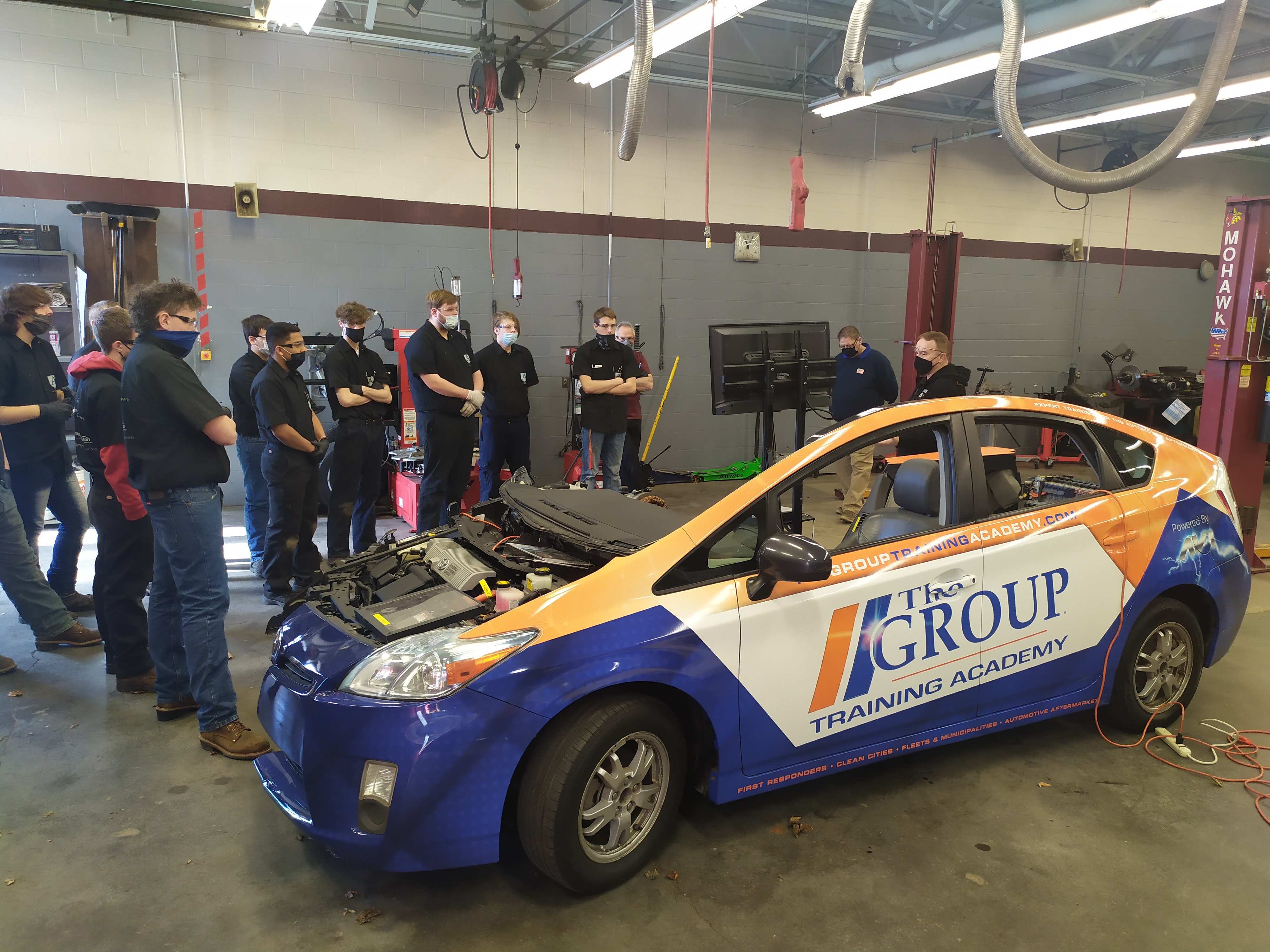 1671739528385 210302instructorjohnforrospeakstothemifflincountyacademyautomotivetechnolog