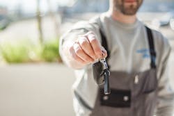 car-driving-keys-repair-970751