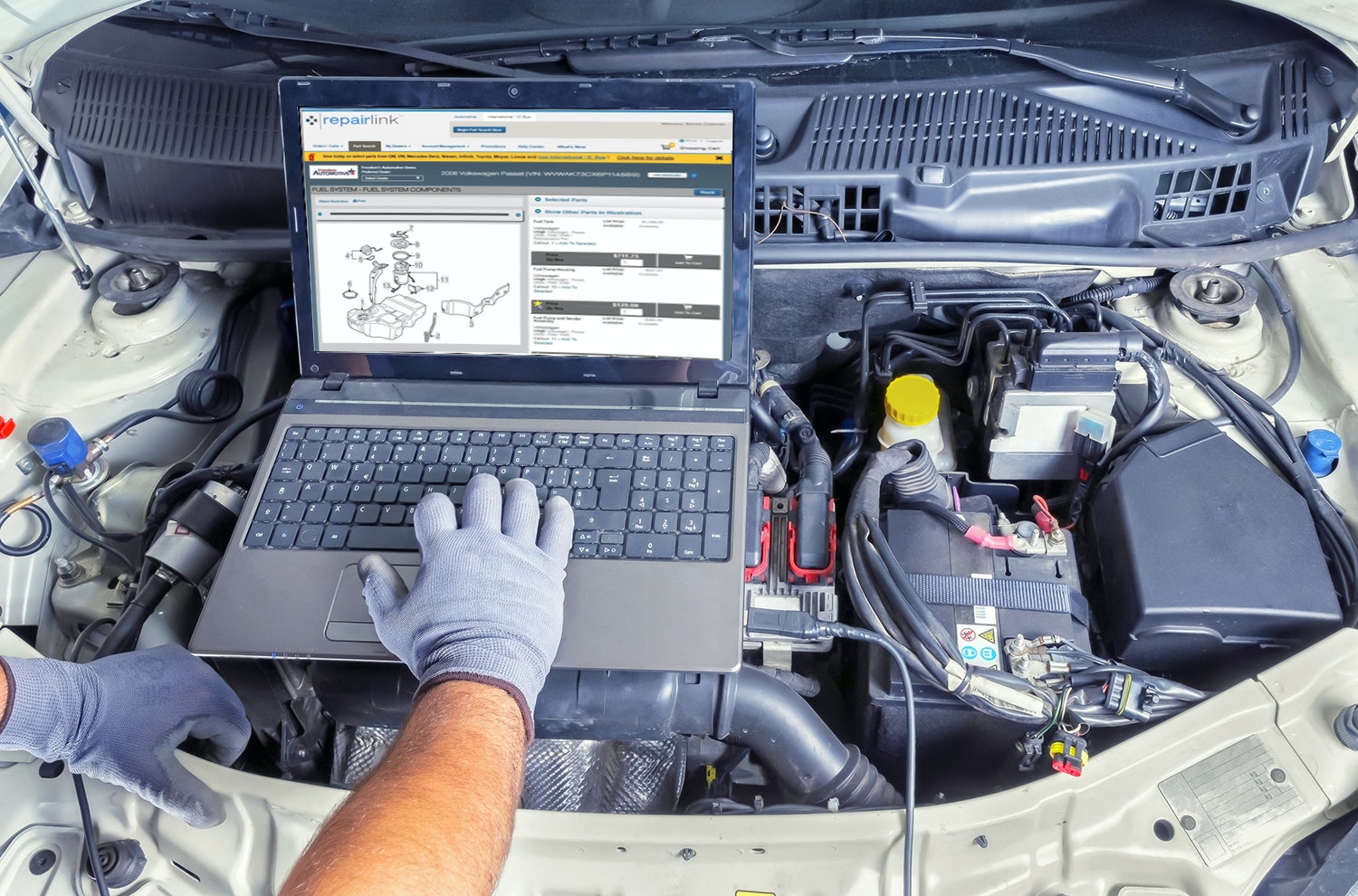 RL-computer-fixing-car-1