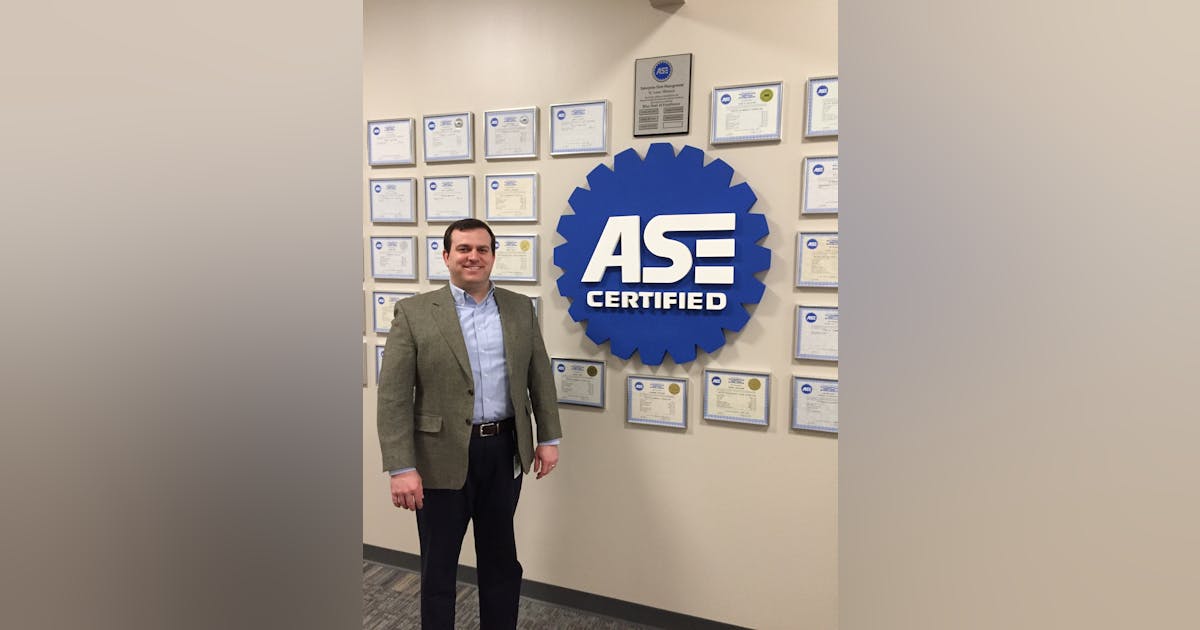 ASE Hands Out 2017 World Class Technician Award | 2017-03-03 | Ratchet ...