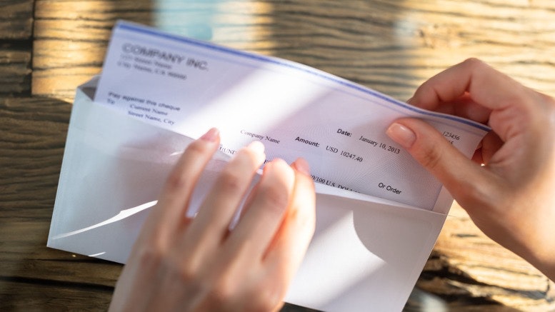 1675271917299 Scholarship1