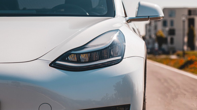 1677602205671 Tesla1