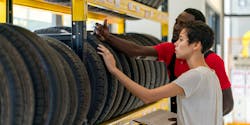Article Tire Image Article Tire Image