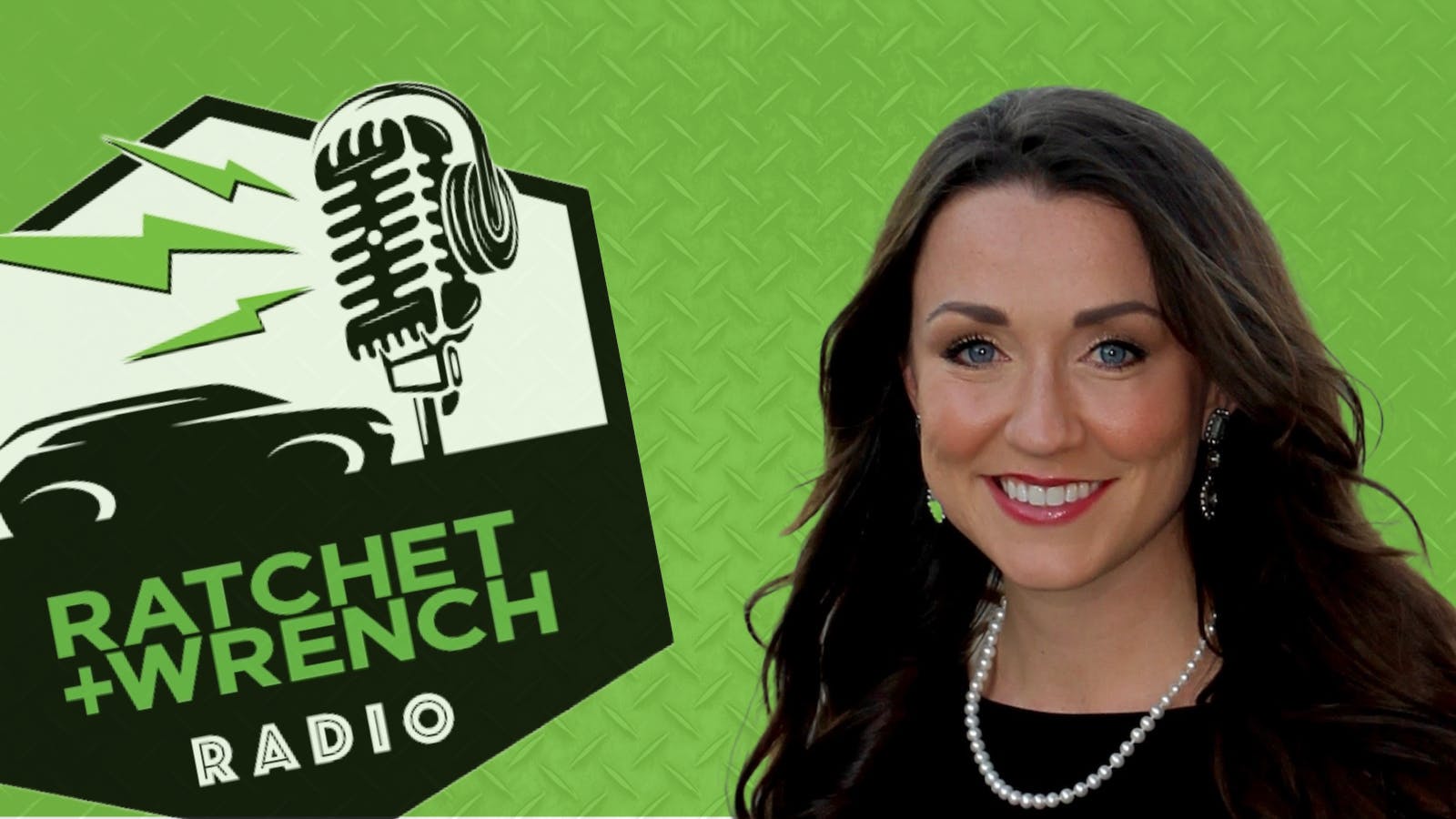 659dbed4e45c90001e69eb38 Rw Radio Social Media Clr2