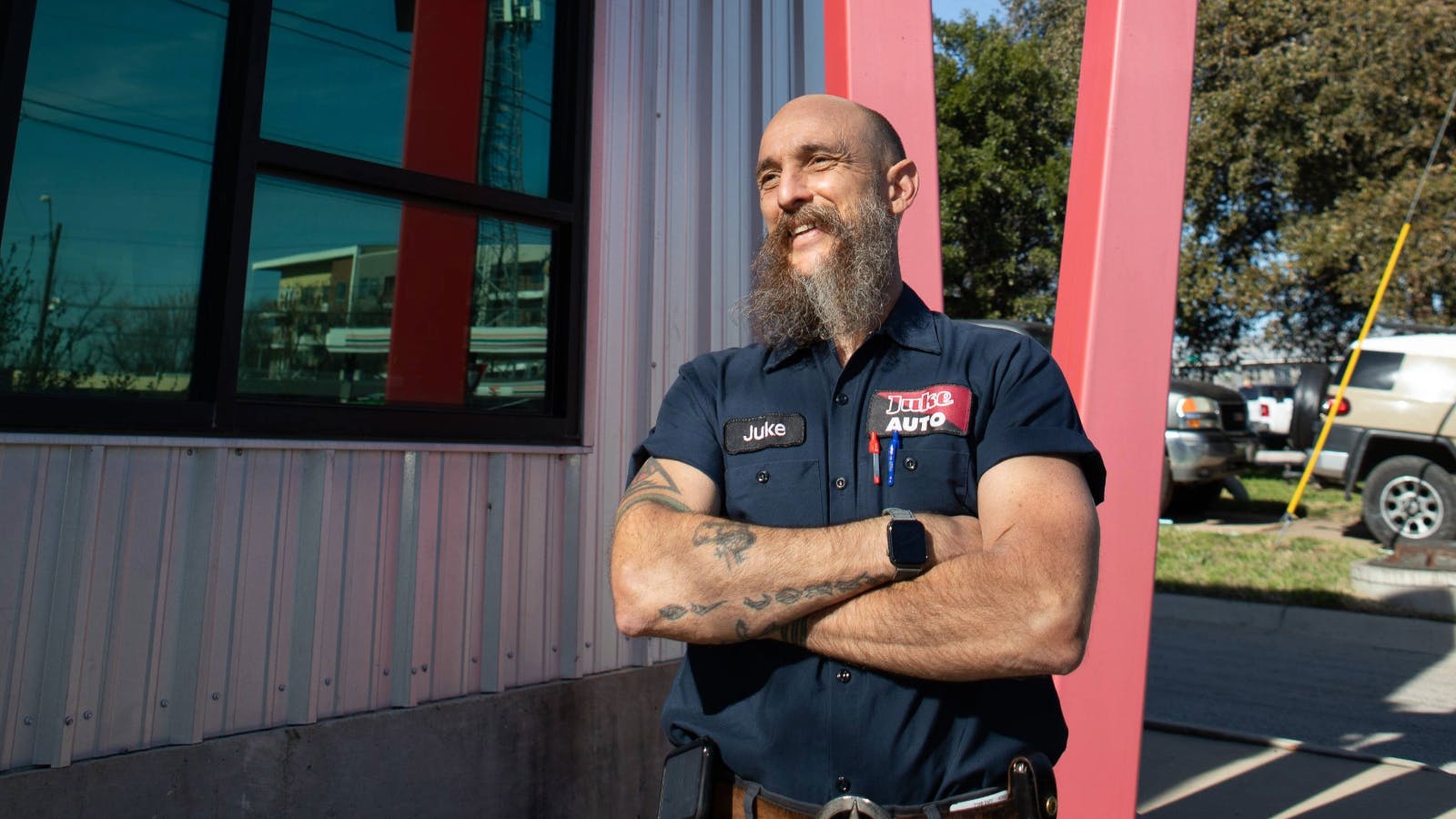 65ce0dbd2e0611001ec7a685 Juke Shop Front