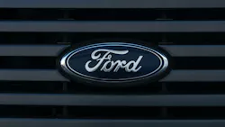 661045f0ac2fde001e6d192c Ford