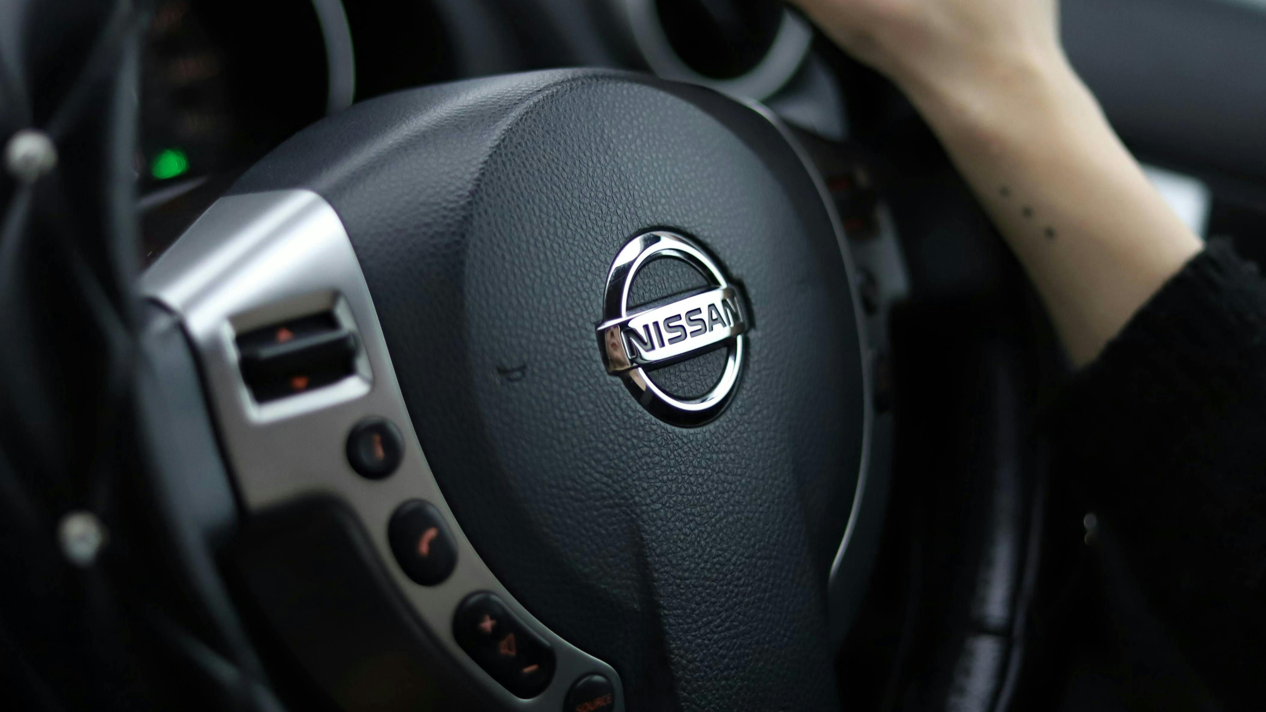 661edcc1de7308001e9dd35f Nissan