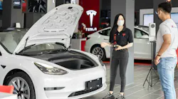 tesla_showroom