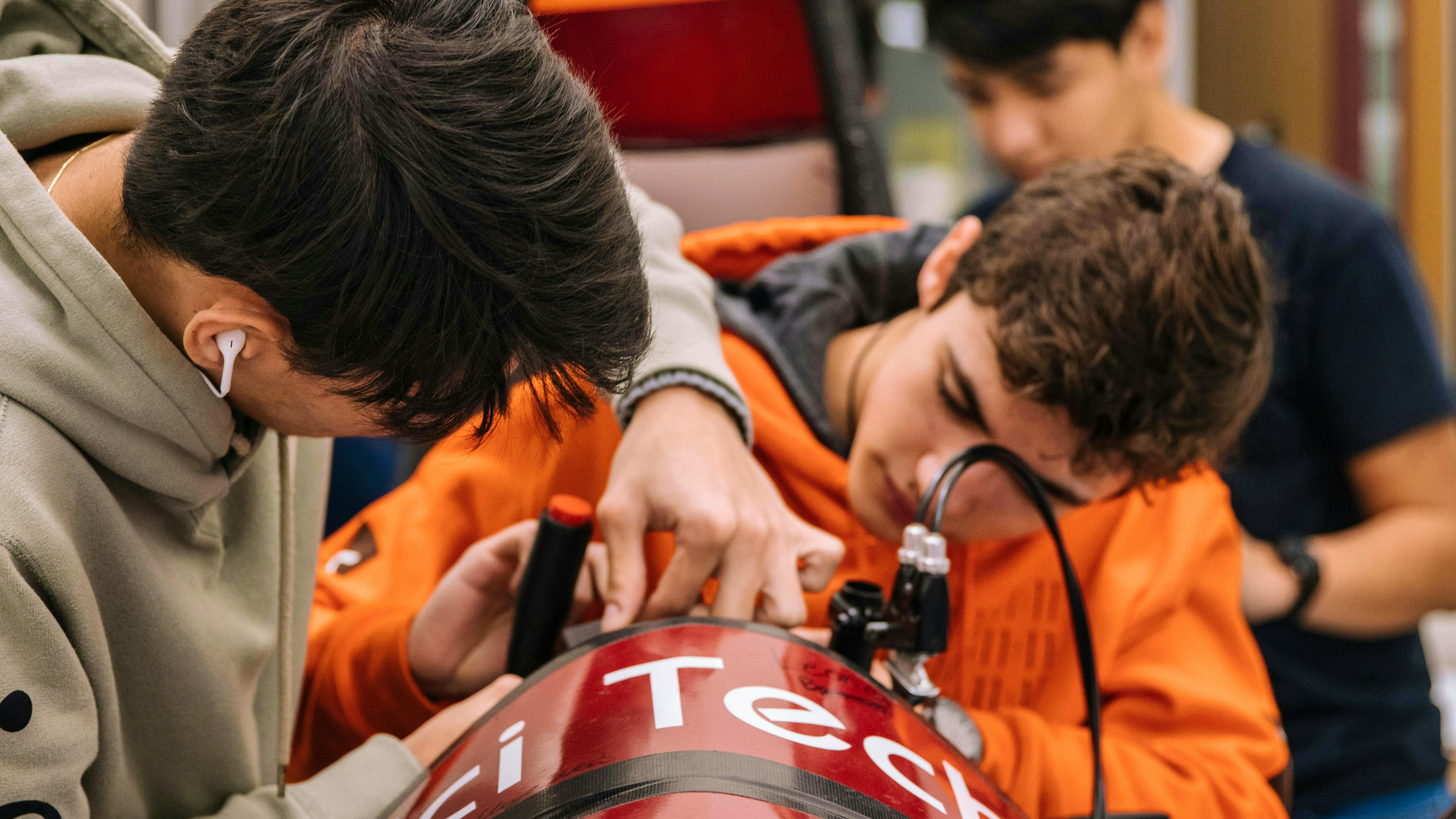 6643c1dc26717e7e06d1792a Stem Students