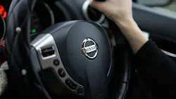 665e1c300b667132a62f43e0 Nissan