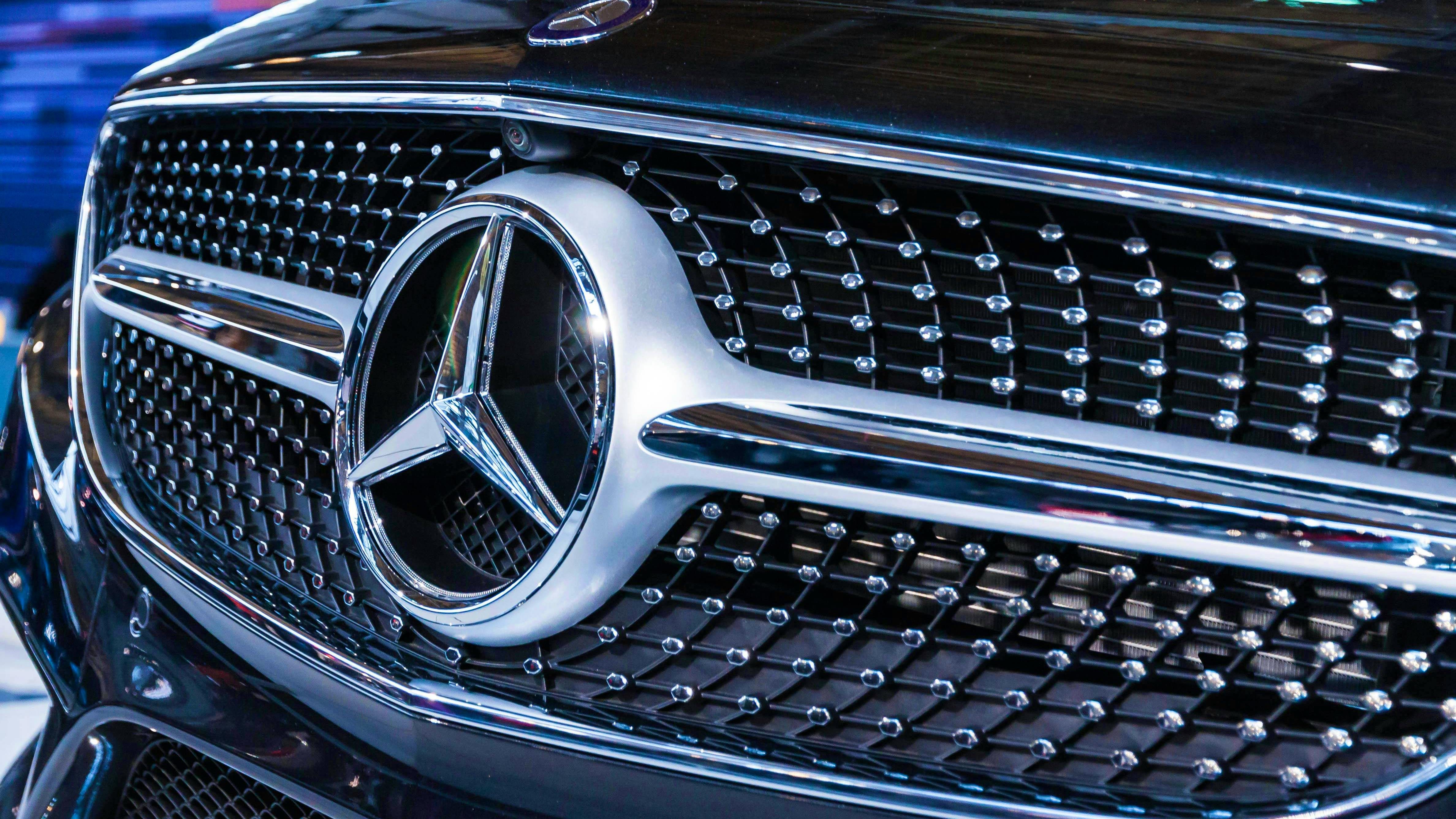 6716d2d74ddda4f0c6ca63ce Mercedes