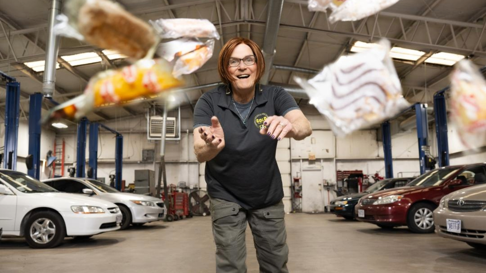 6765243d6713f6c149fa5644 Becky Tosses Twinkies Online