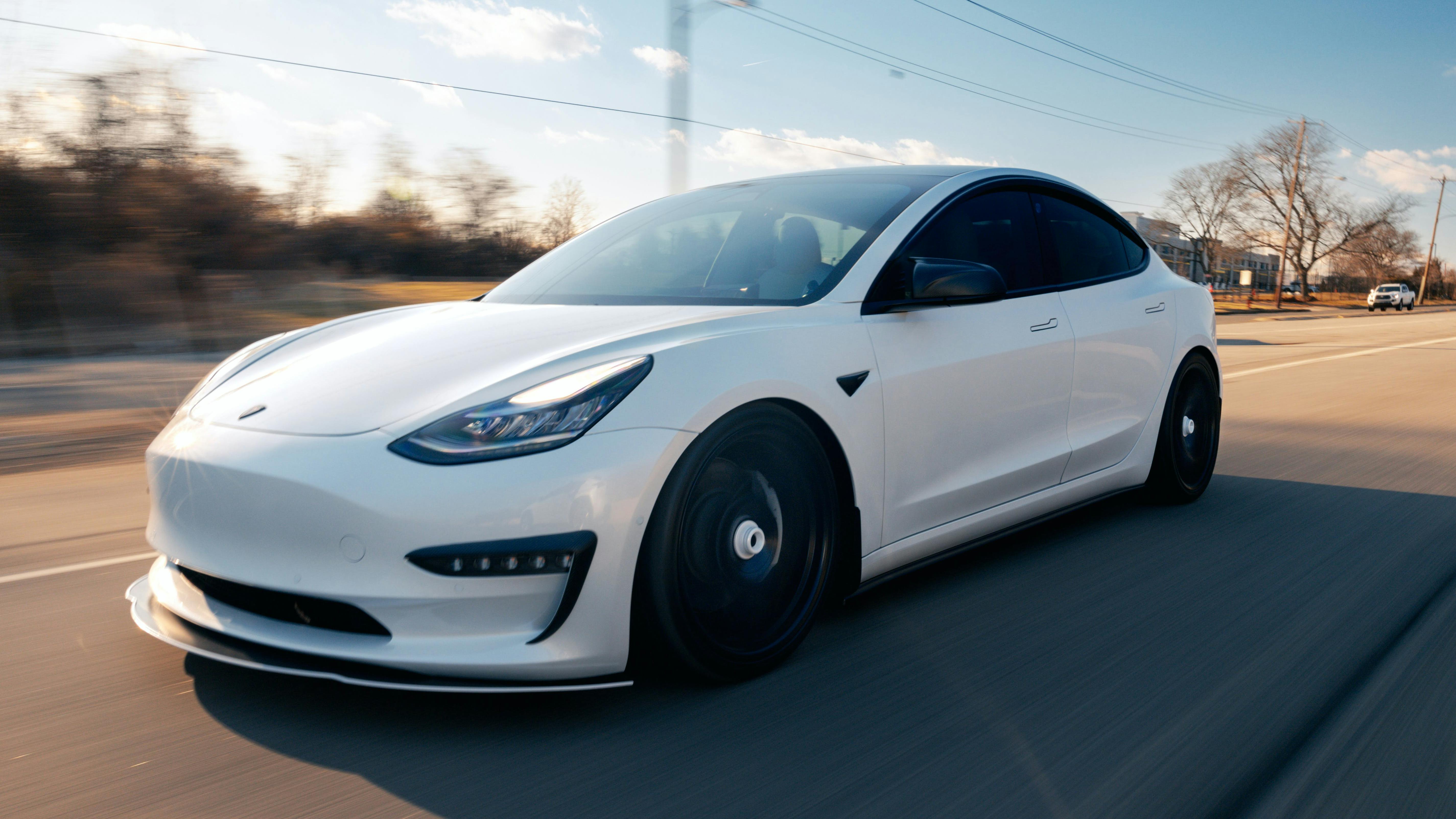 6780d06a52f68c3ce313169c Tesla