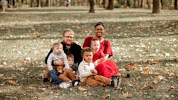 rw_josiahmartin_familyphoto_online rw_josiahmartin_familyphoto_online