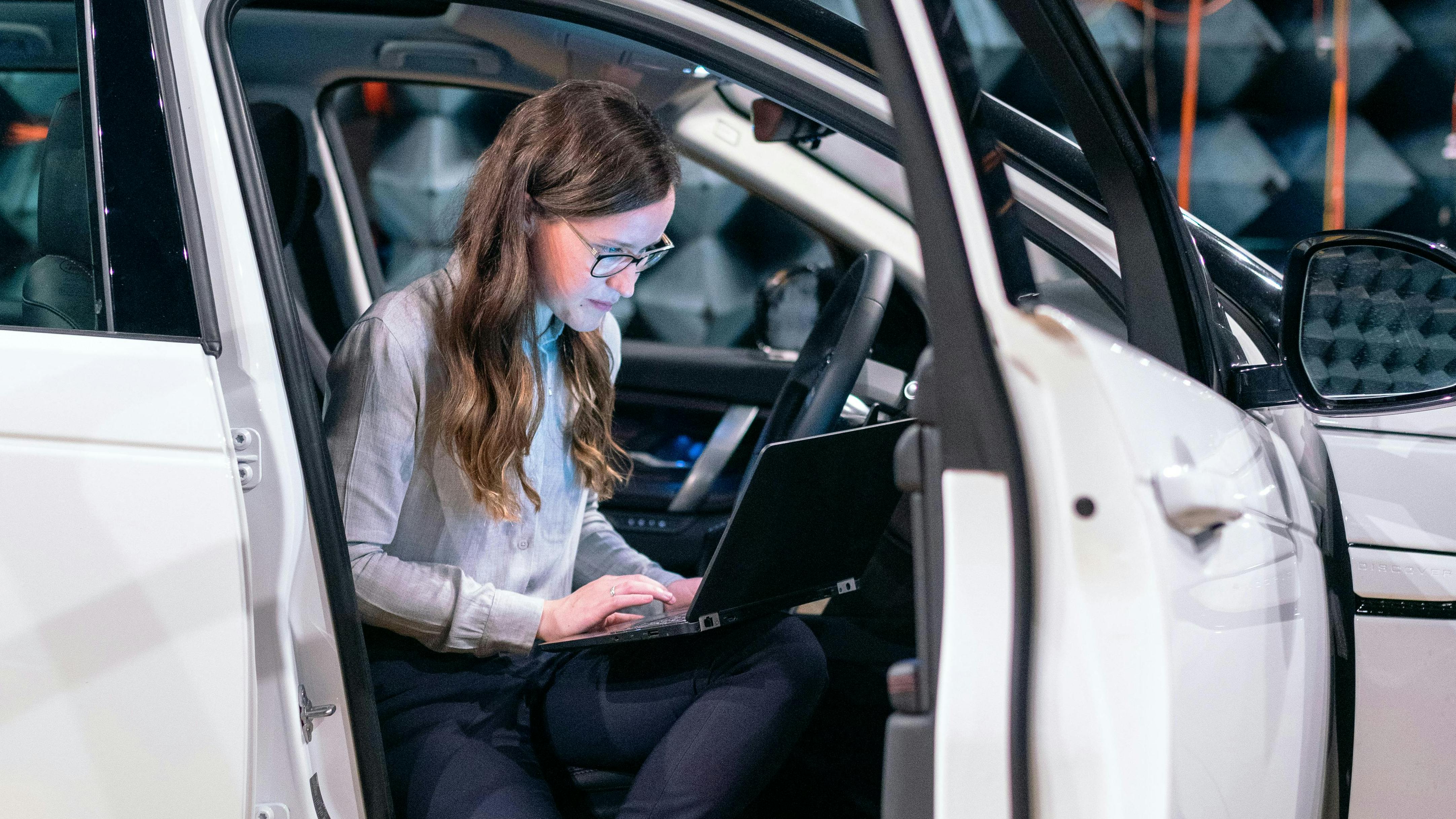 67a2e072eef2cb5df22dfa06 Testing Car 2