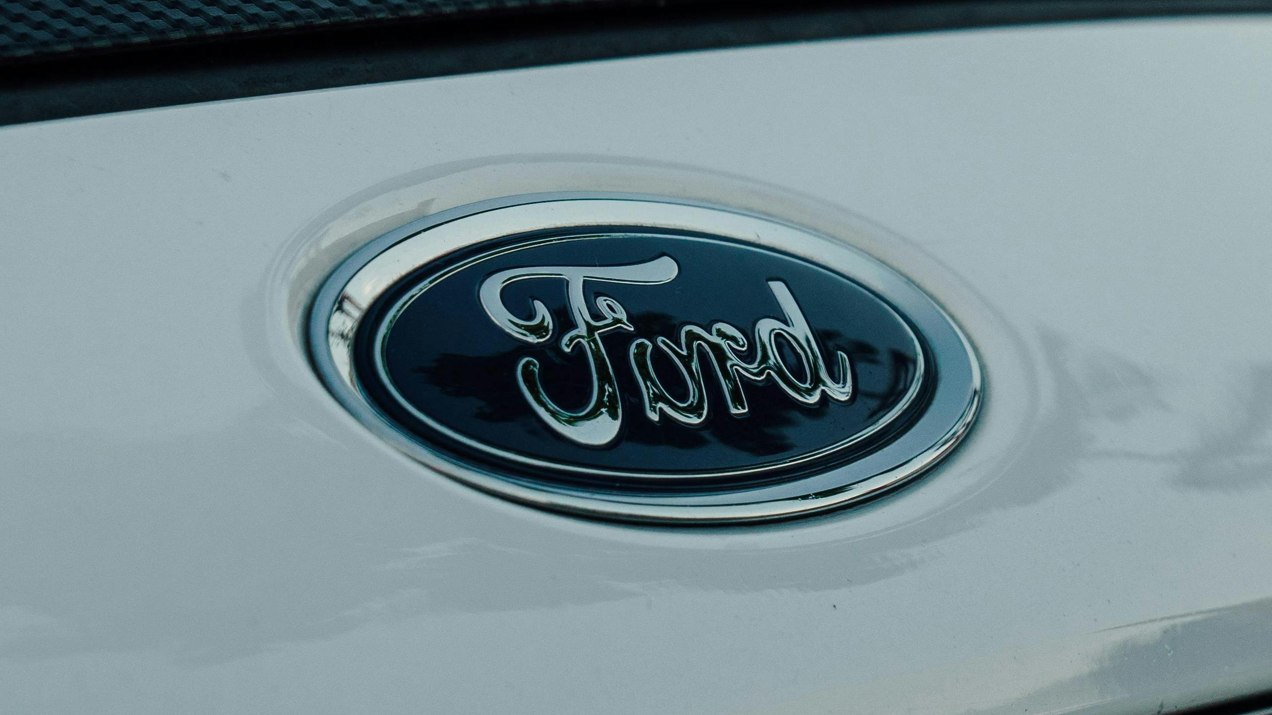 67c7dd6f6741c9b368a4da40 Ford 1