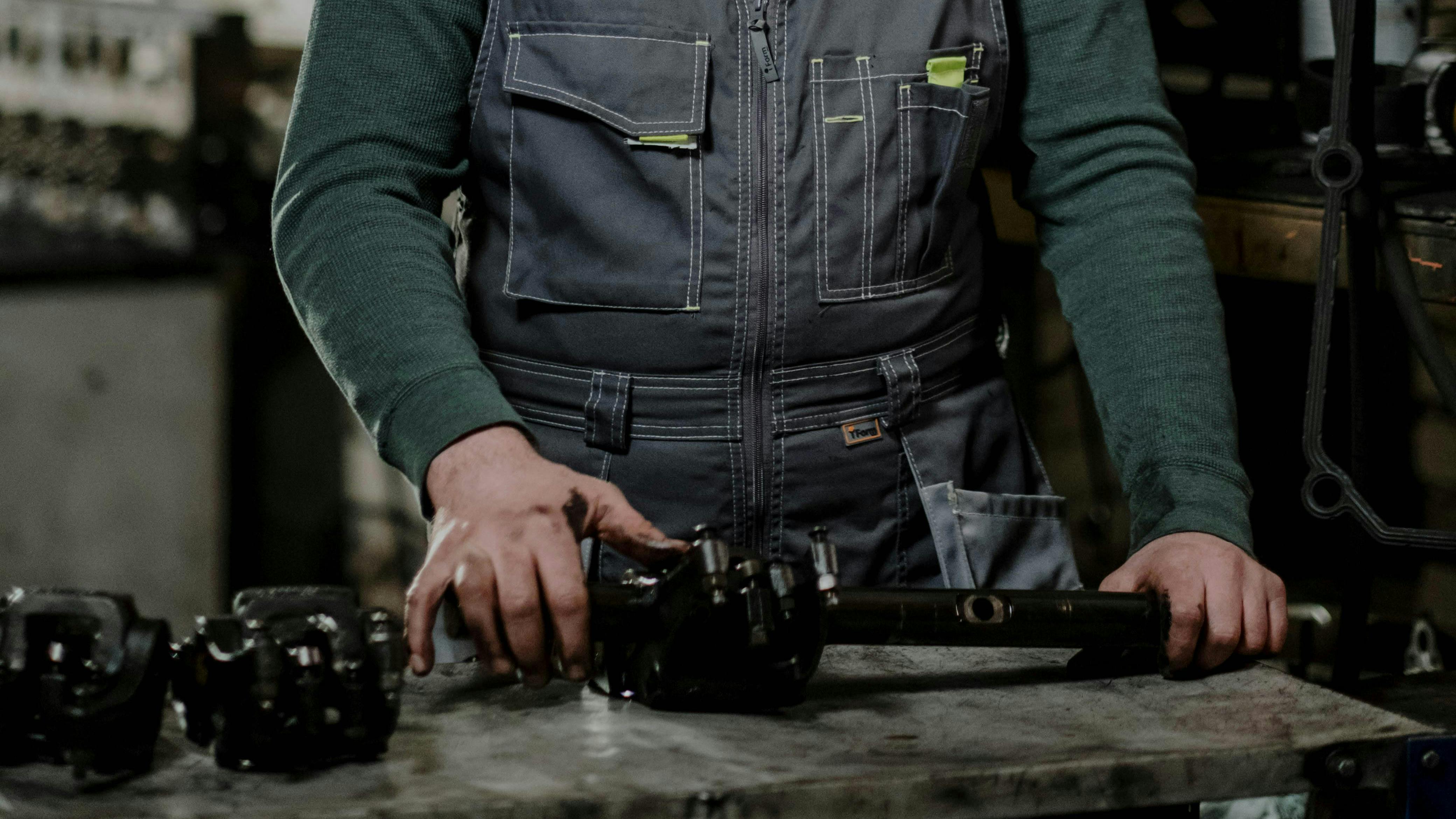 67ce9edefa27f685c2f2c83d Handling Auto Parts