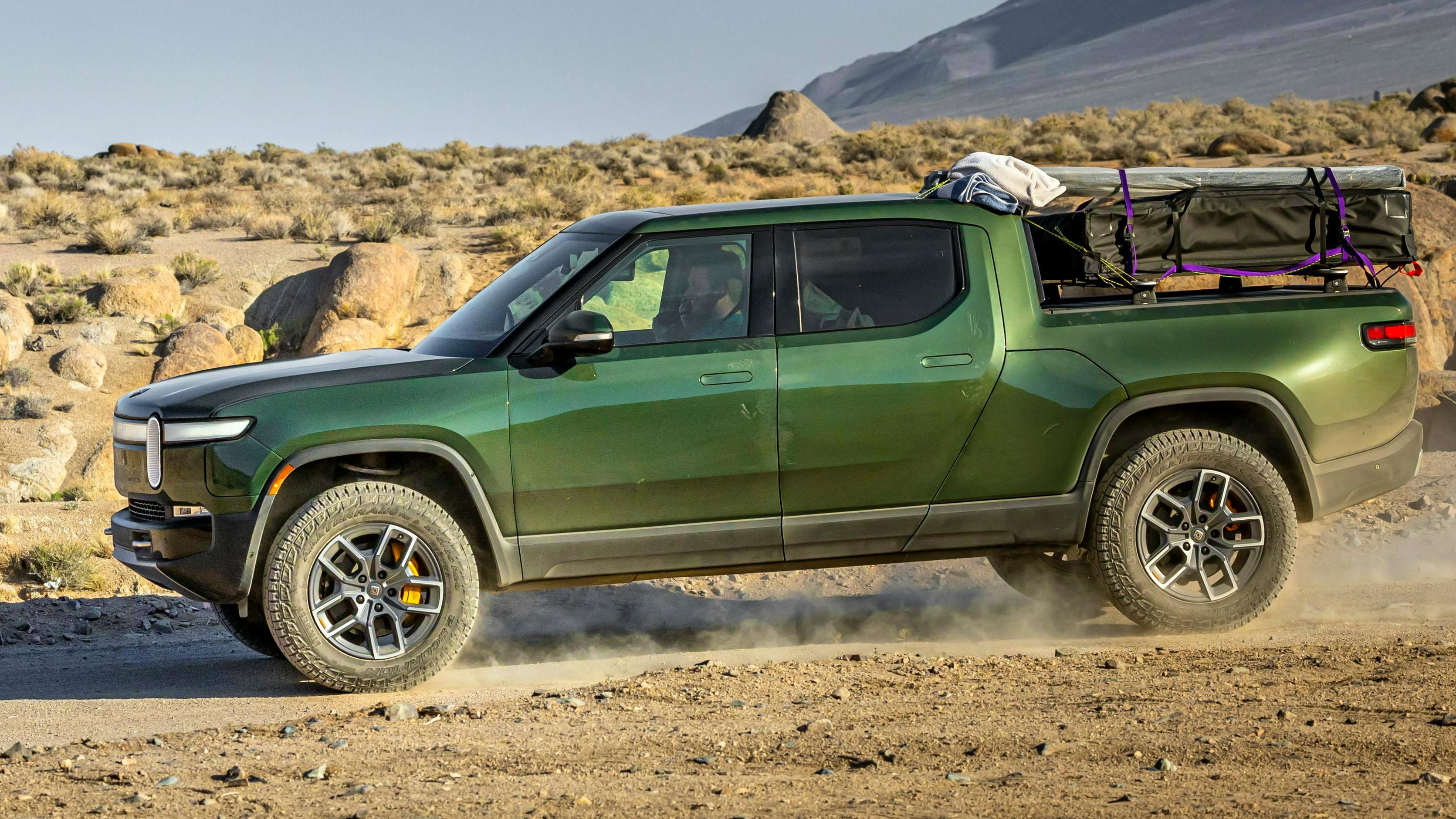 67d3b7047206dcff347cfc4f Rivian R1t