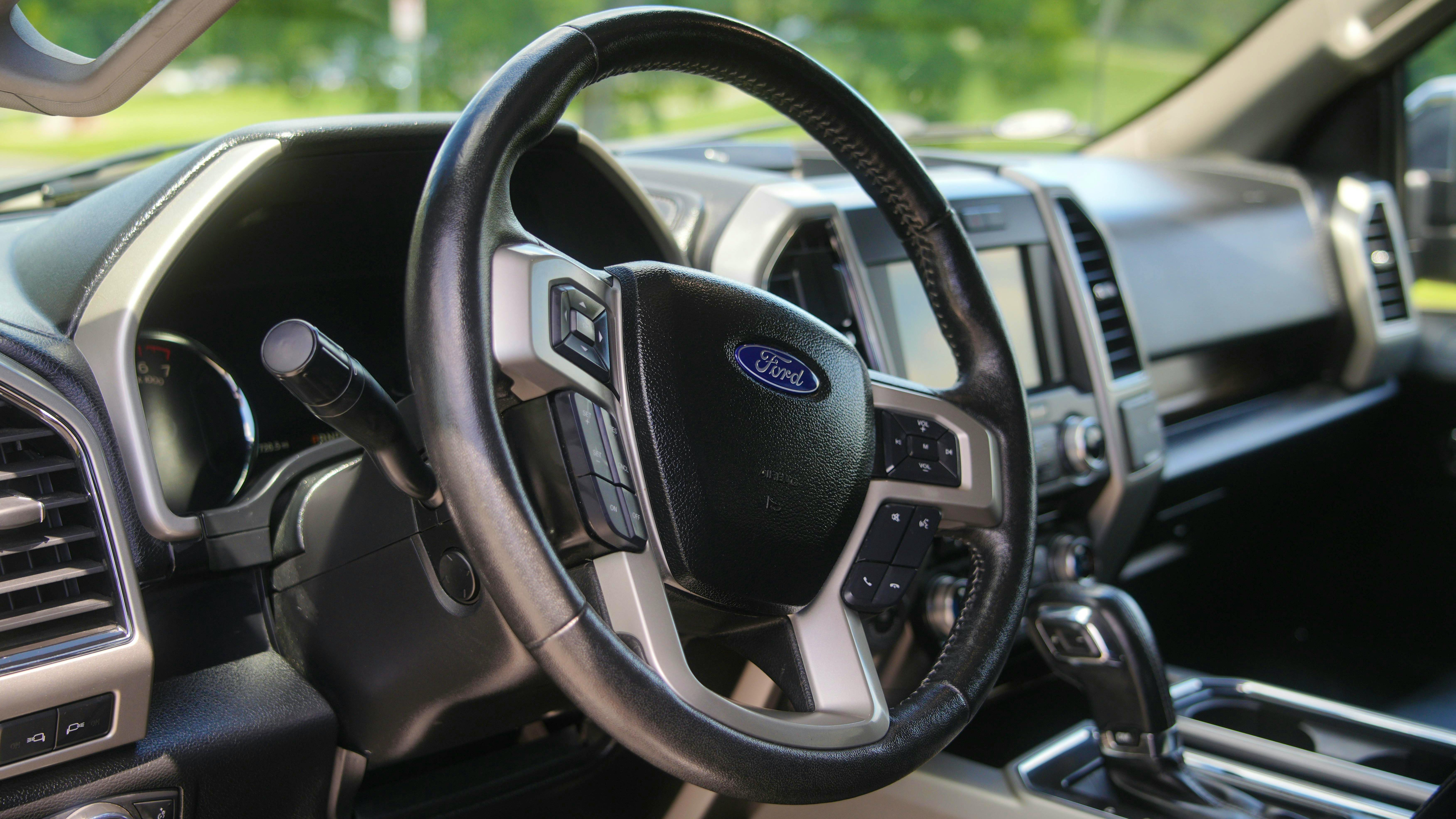 67e221ca6d1f0f9fd8d72531 Ford F150 Steering Wheel