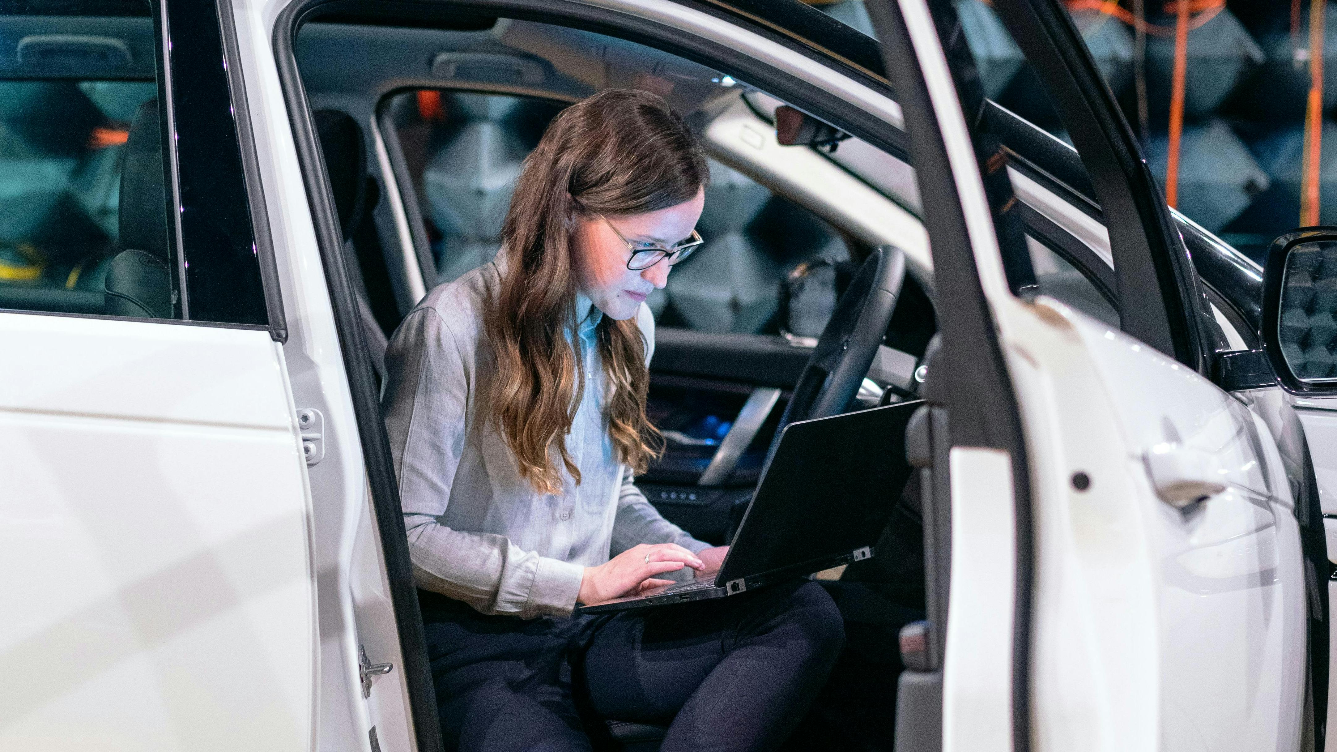 6819e32221ae8aaa7b5f7c88 Testing Car 2