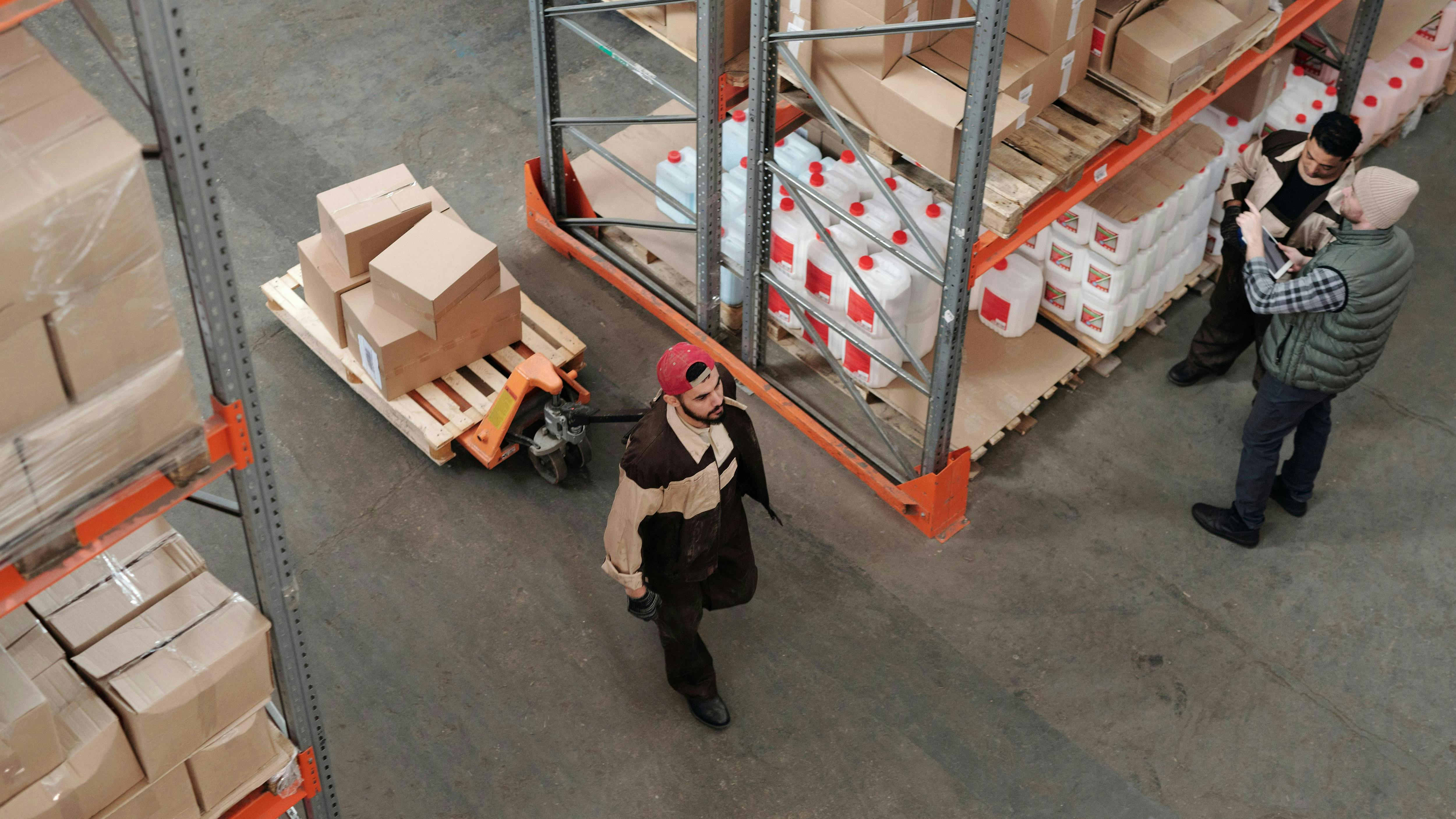 682e332ef72e53d392205dd0 Warehouse