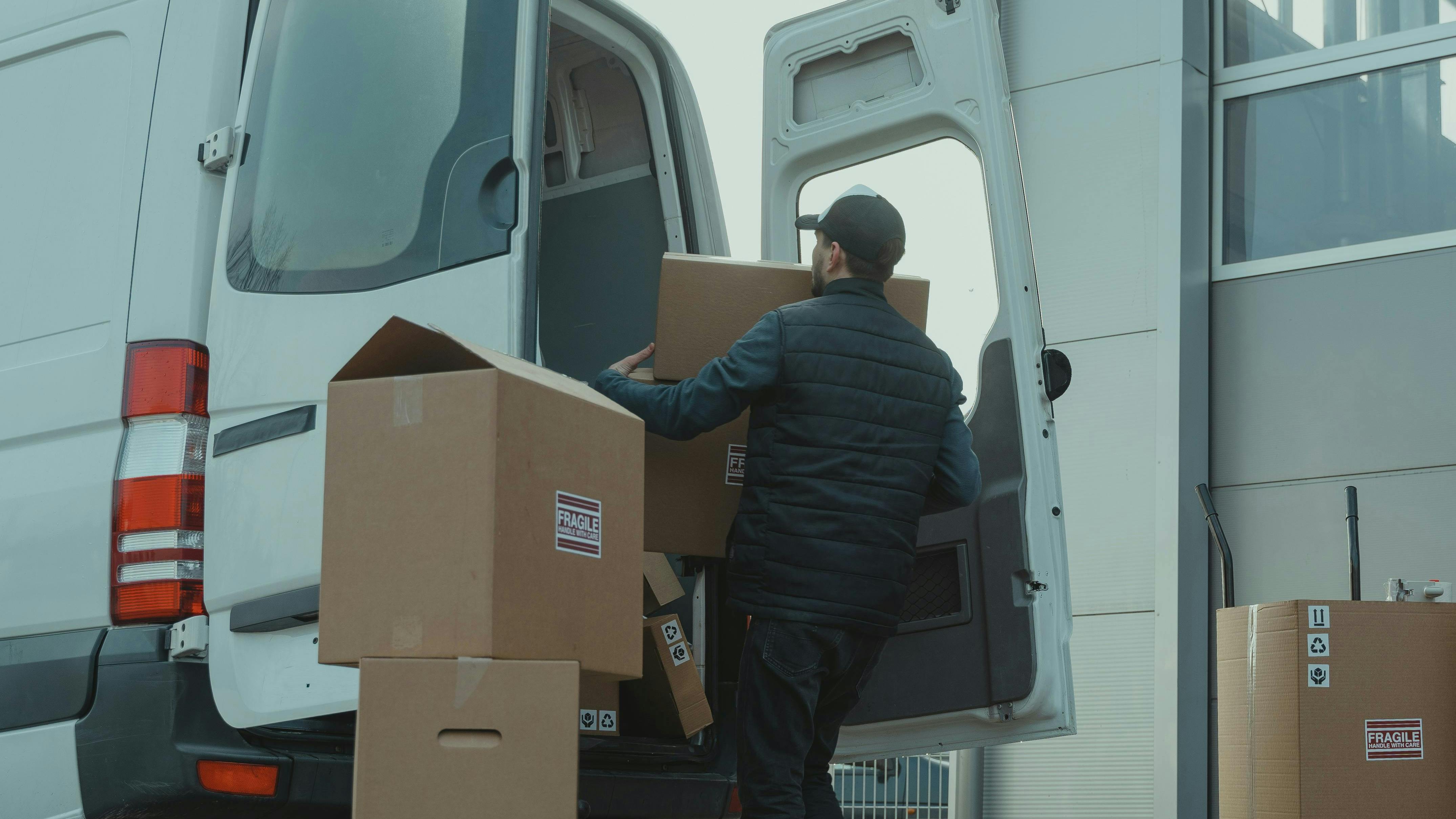 685bdbc063055fdfd9d4ed23 Pexelstimamiroshnichenko6169056