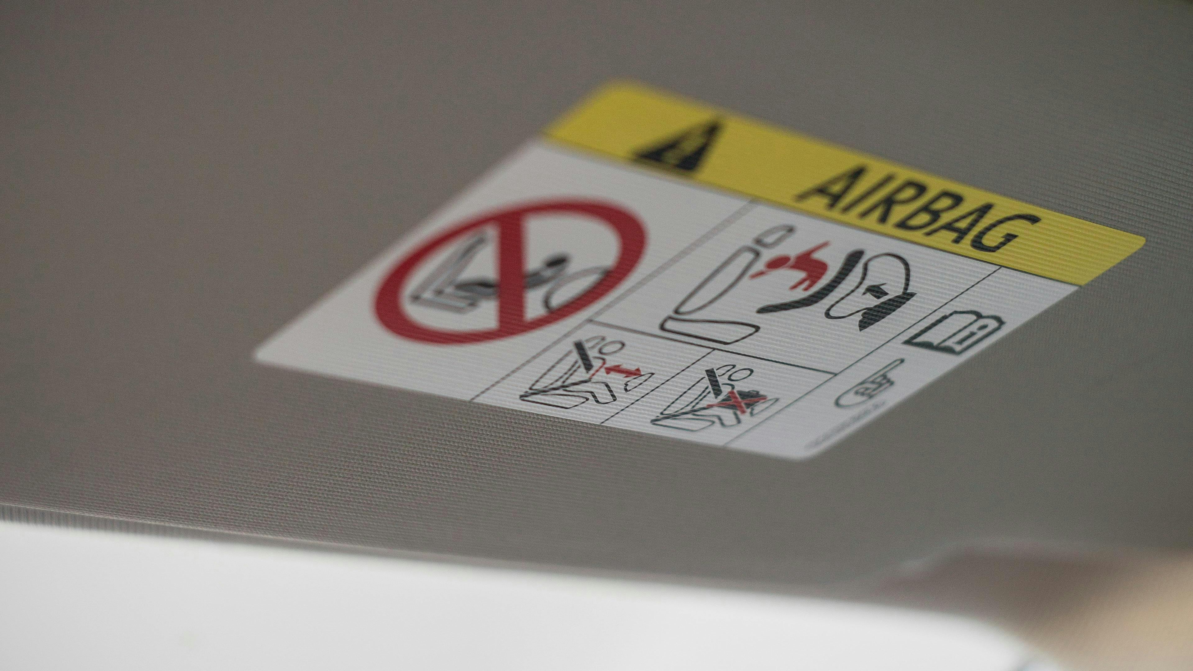 pexelsmarkusspiske226463