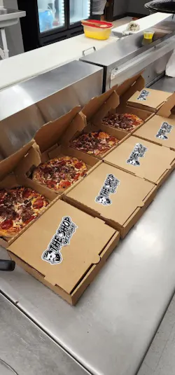 pizzas