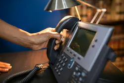 6a97f2ea793b2103080e02a8 Telephone